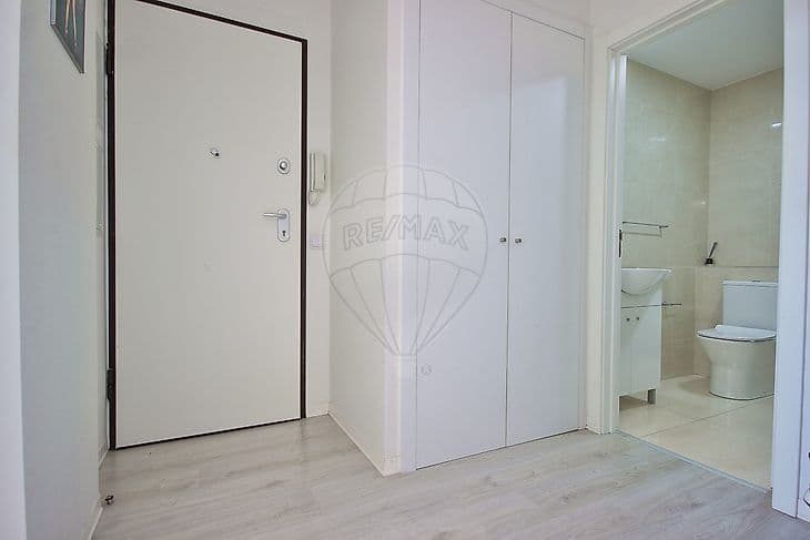 Apartamento T2 à venda em Amora, Seixal, foto 8